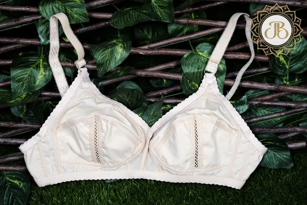 WhatsApp Image 2024-05-28 at 11.38.33_919a3b21