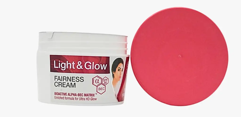 light and glow fairness crean 4