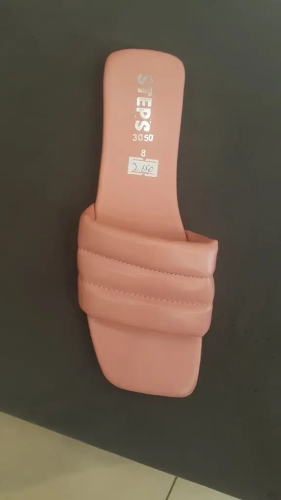 pink chappal1