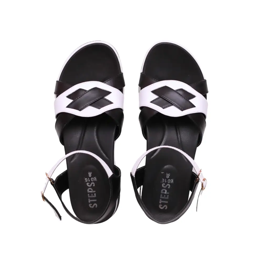 blak white sandle 2
