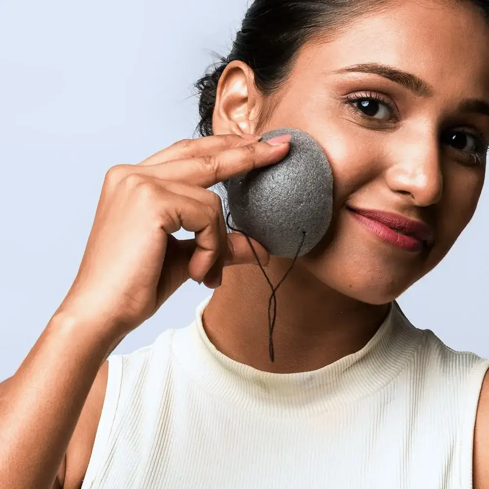 Bamboo-Charcoal-Konjac-Sponge-AccuFix-Cosmetics-103950257
